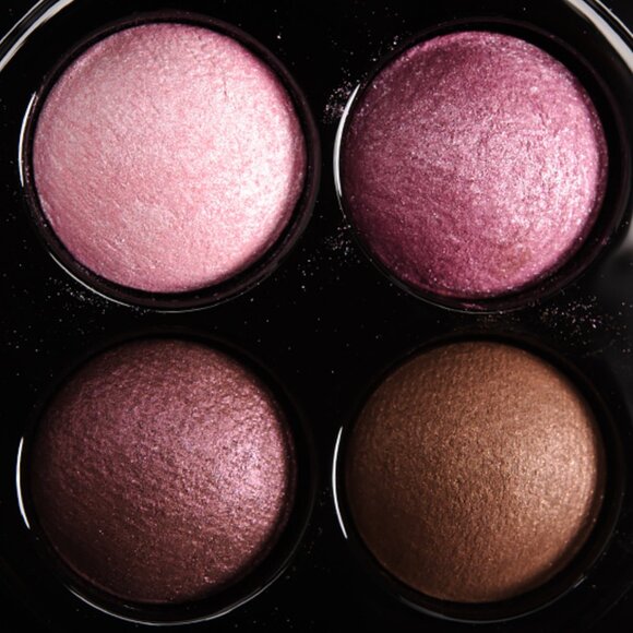 MAC Mineralize Eyeshadow Quad in A Medley of Mauves - - Picture 4 of 16